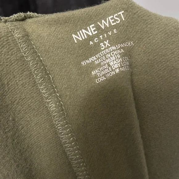 Nine West olive Green Active wear Shorts - Picture 6 of 6